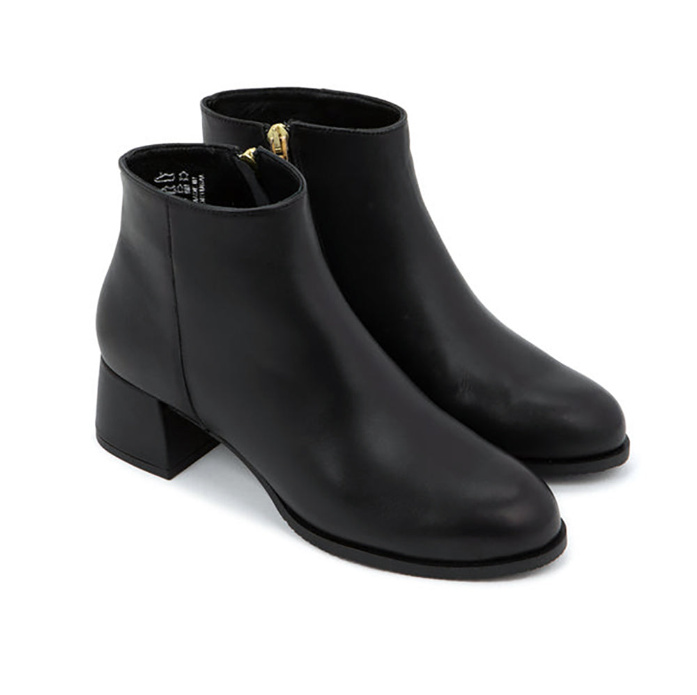 Naot Ballad Womens Shoes