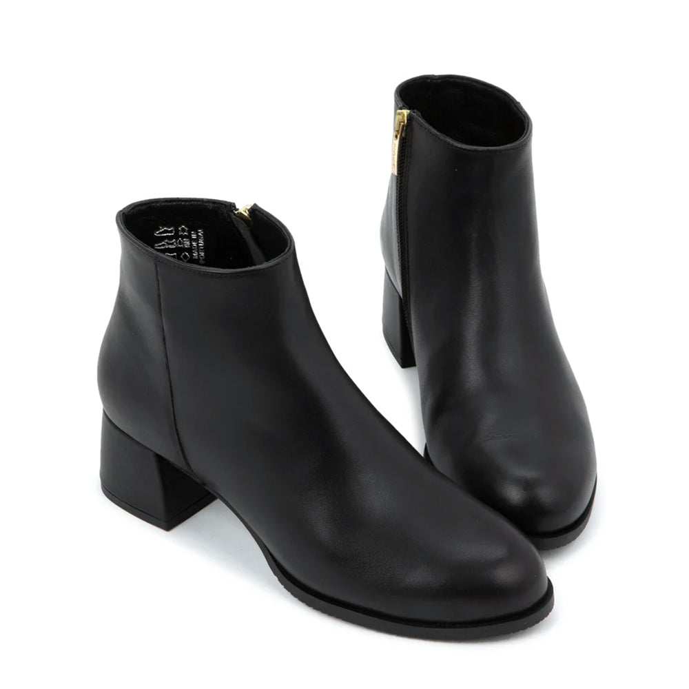 Naot Ballad Womens Shoes
