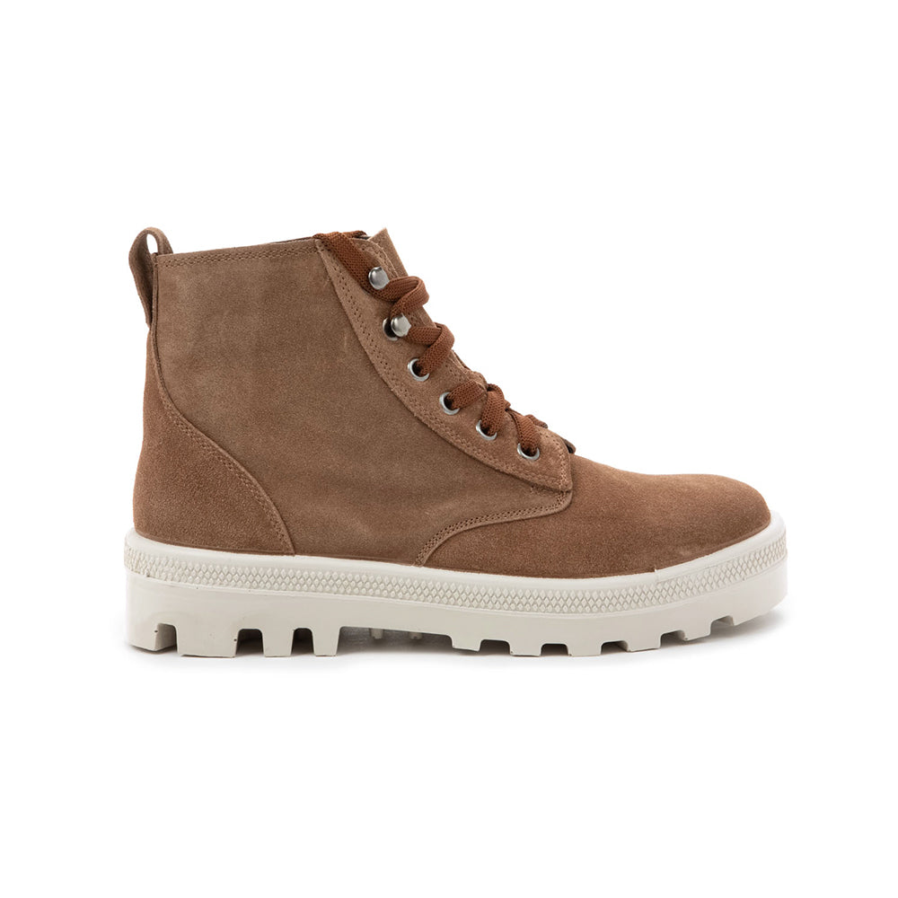 Naot Canoe BROWN CEDAR SUEDE