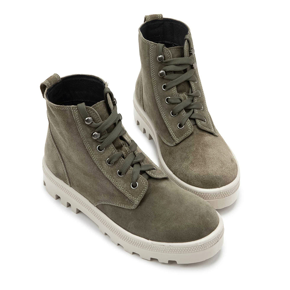 Naot Canoe Womens Shoes