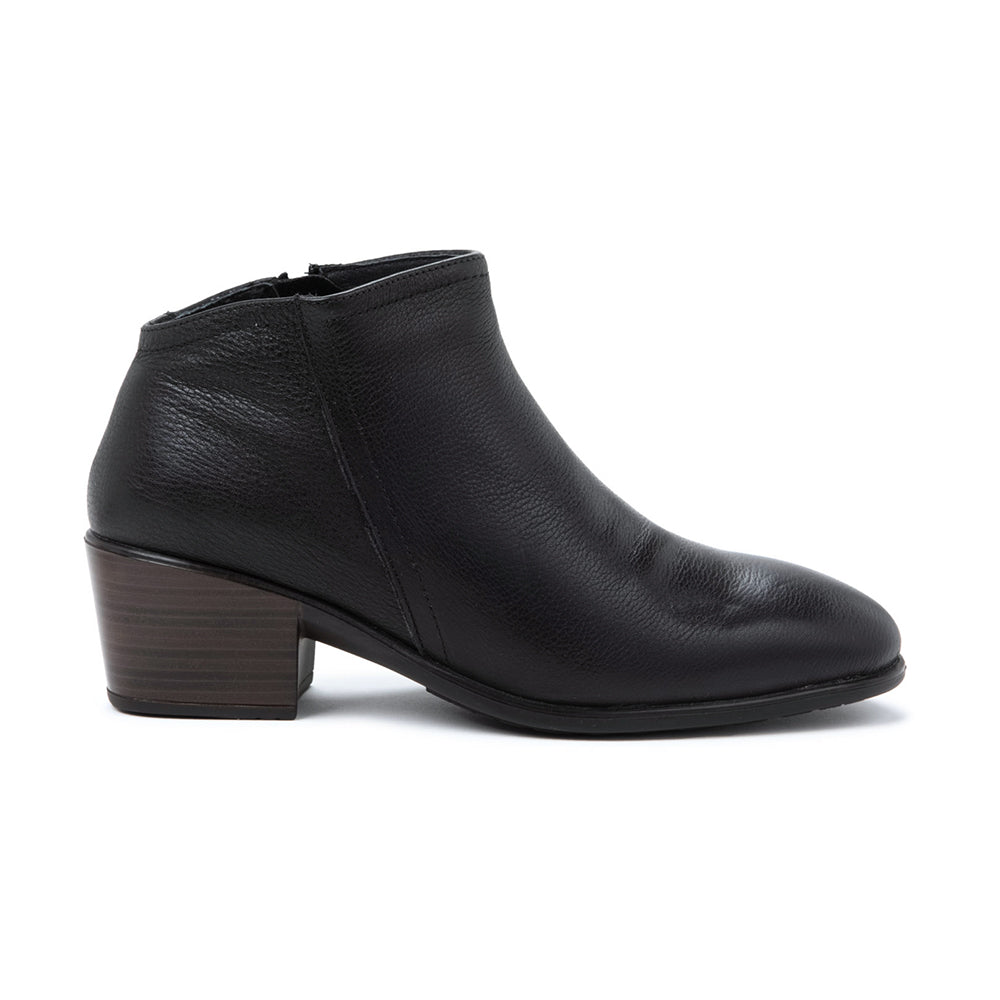 Naot Heir Water Resistant Black Leather
