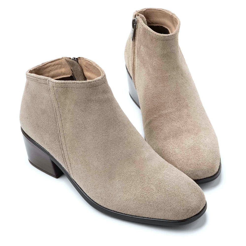 Naot Heir Womens Shoes