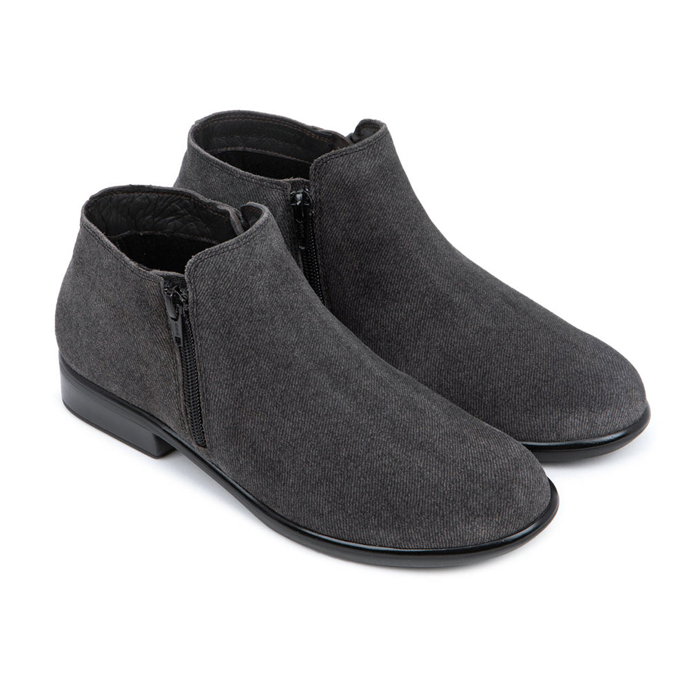 Naot Helm Bootie (26030) Womens Shoes