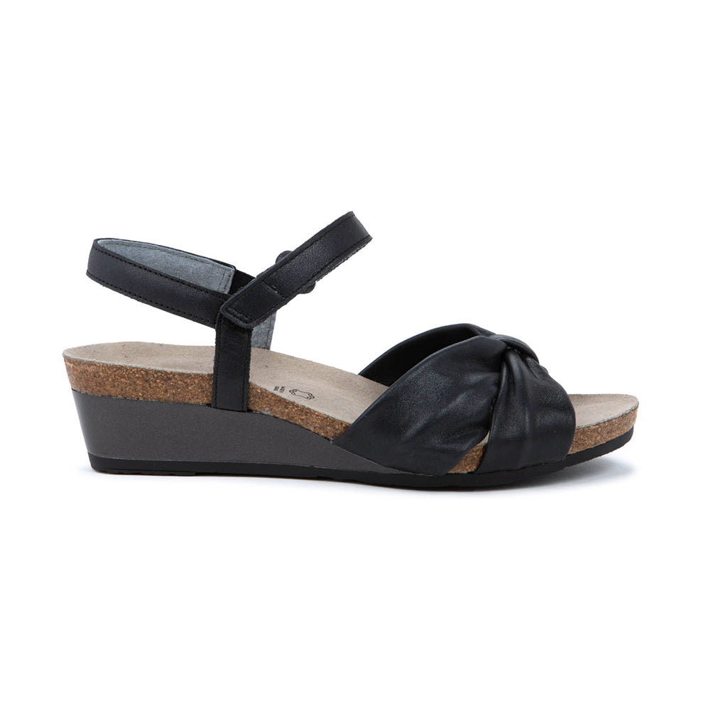 Naot Madame Womens Shoes