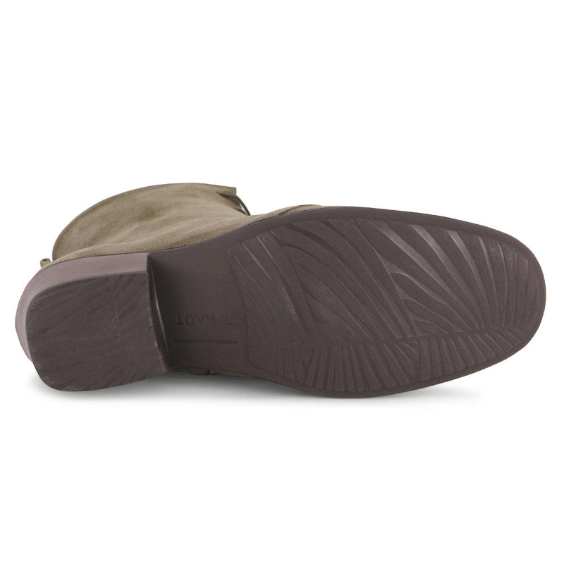 Naot Majesty Womens Shoes 