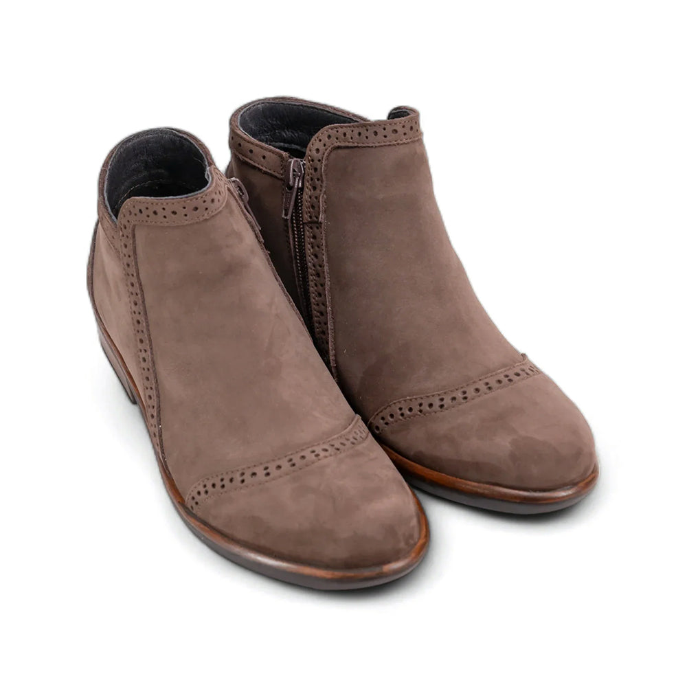 Naot Nefasi Bootie (26065) Womens Shoes