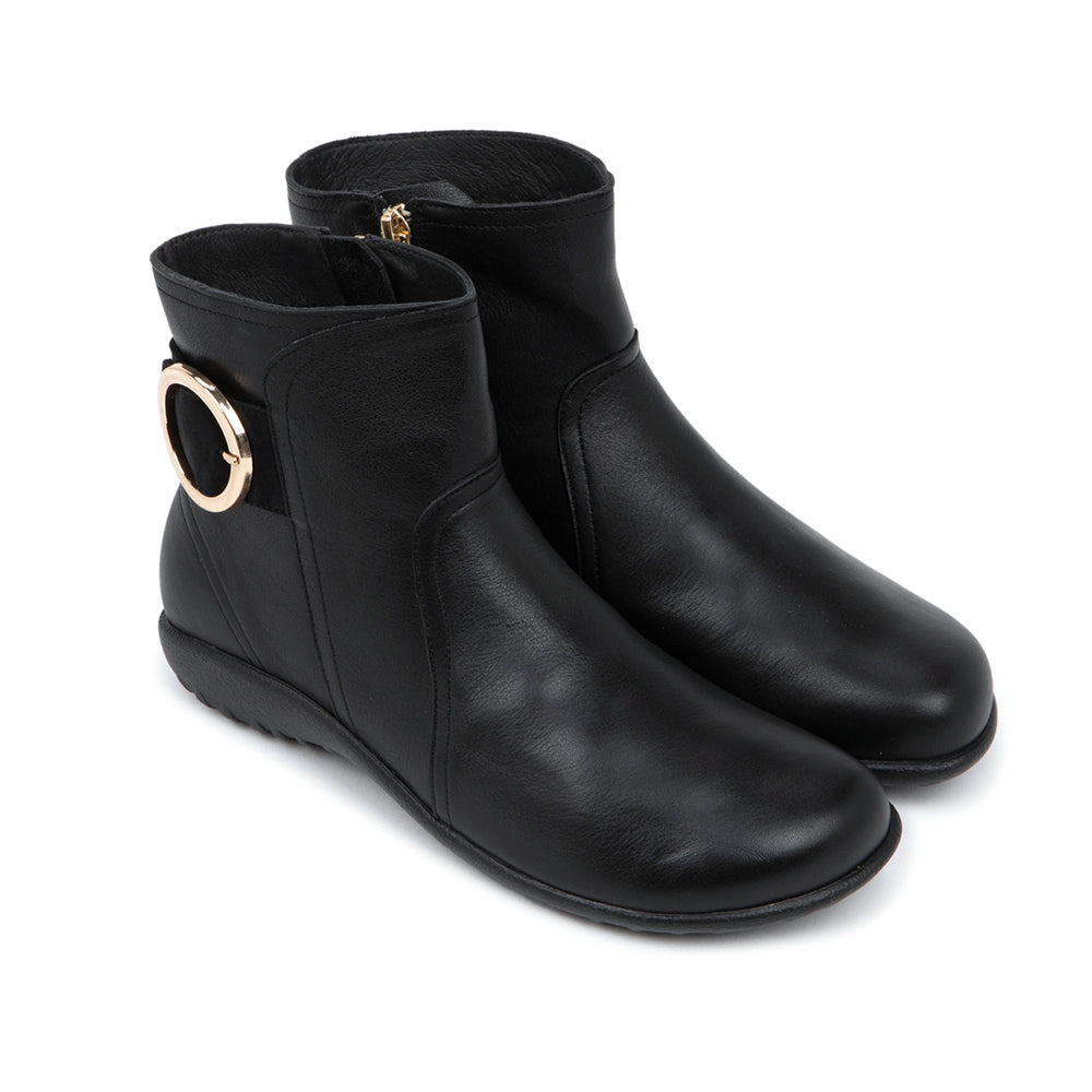 Naot Oamaru Leather Ankle Comfort Boot