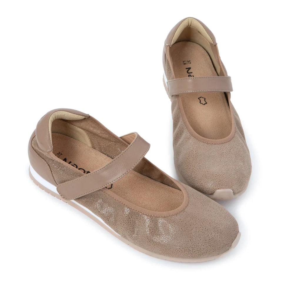 Naot Pure Womens Shoes
