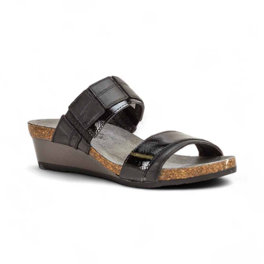 Naot Royalty Sandal (5051) Womens Shoes Jet Black/Black Luster