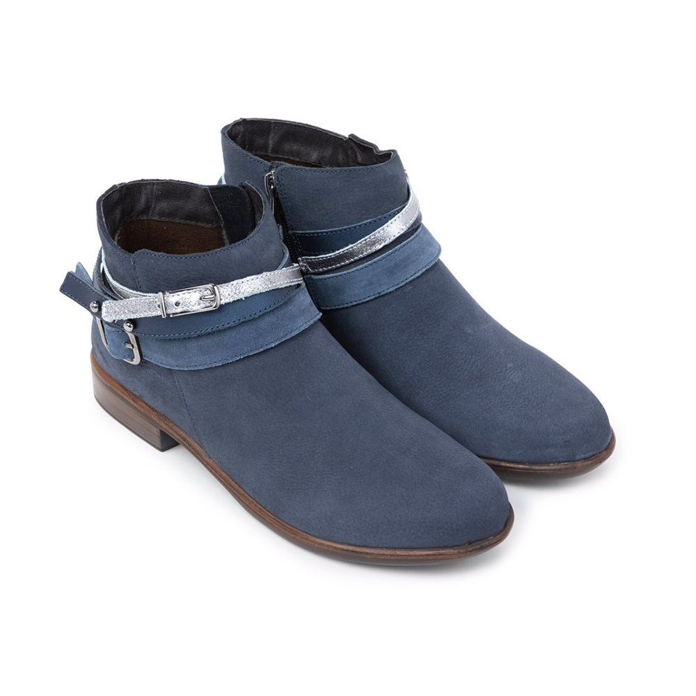 Naot Sumatra Womens Shoes