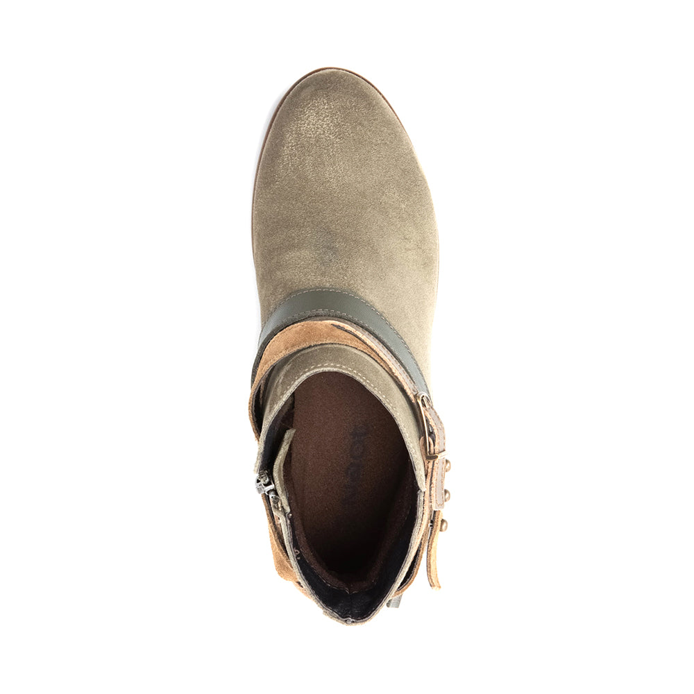 Naot Sumatra Womens Shoes