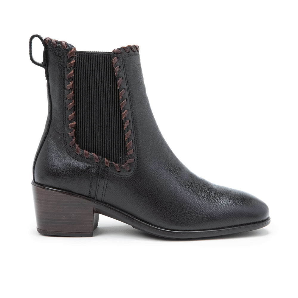 Naot Tradition Womens Shoes