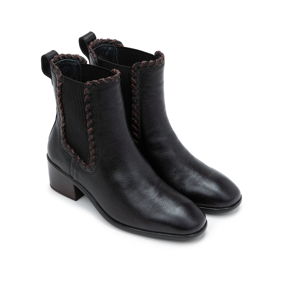 Naot Tradition Womens Shoes