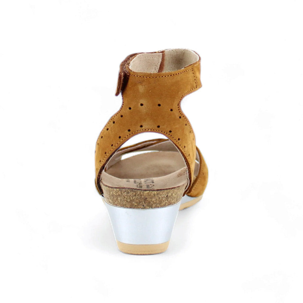 Naot Wand Ankle Strap Sandal (5032) Womens Shoes