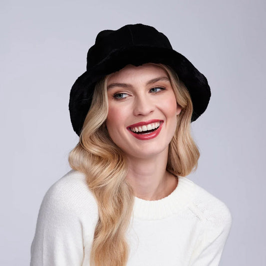 Pia Rossini Isabella Hat Women's Clothing Black