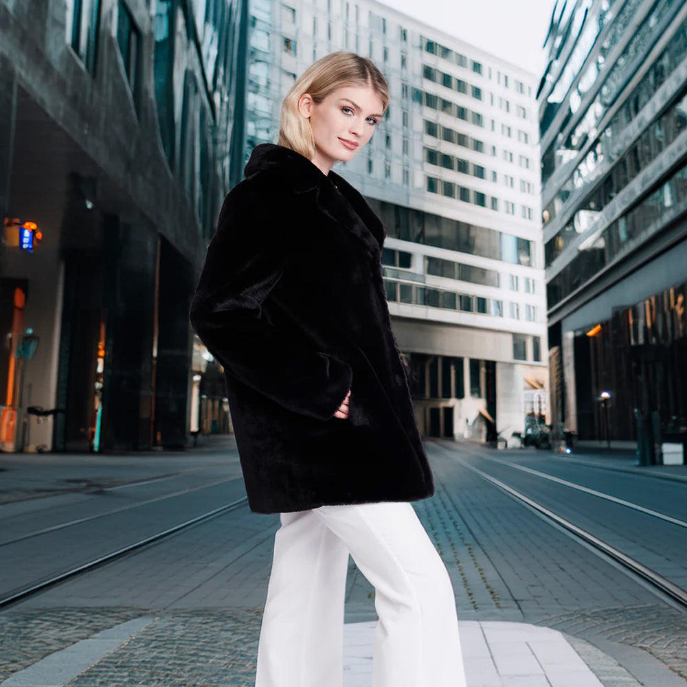 Pia Rossini Kennedy Coat Women's Clothing