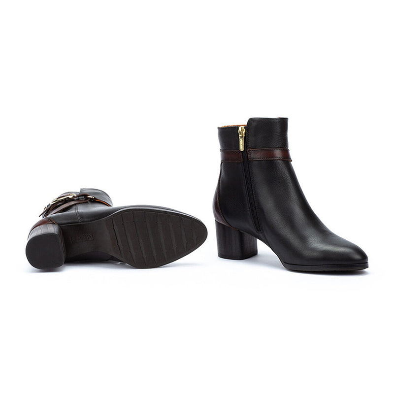Pikolinos W1Z-8977C1 - Black