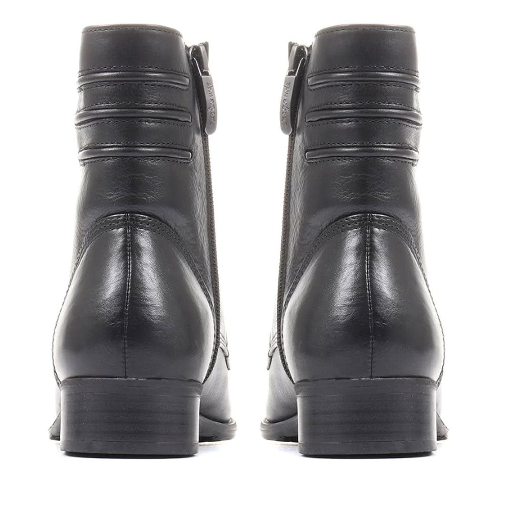 Regarde Le Ciel Sabina Boot Womens Shoes 
