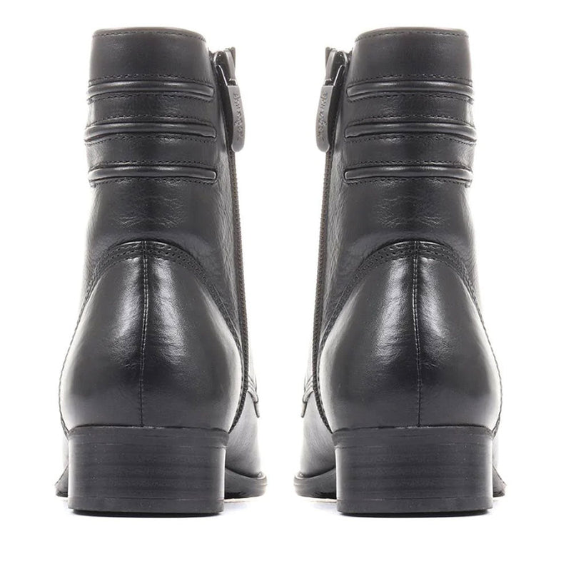 Regarde Le Ciel Sabina Boot Womens Shoes 