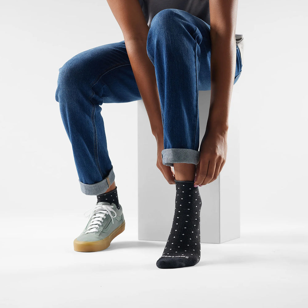 Smartwool Women's Everyday Classic Dot Ankle Socks Womens Hosiery
