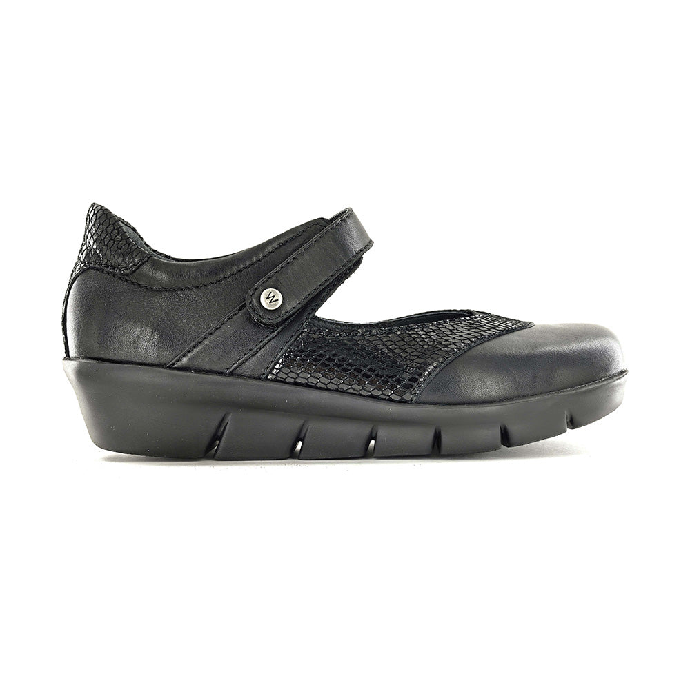 Wolky Lomita Womens Shoes 30-001 Black Comb
