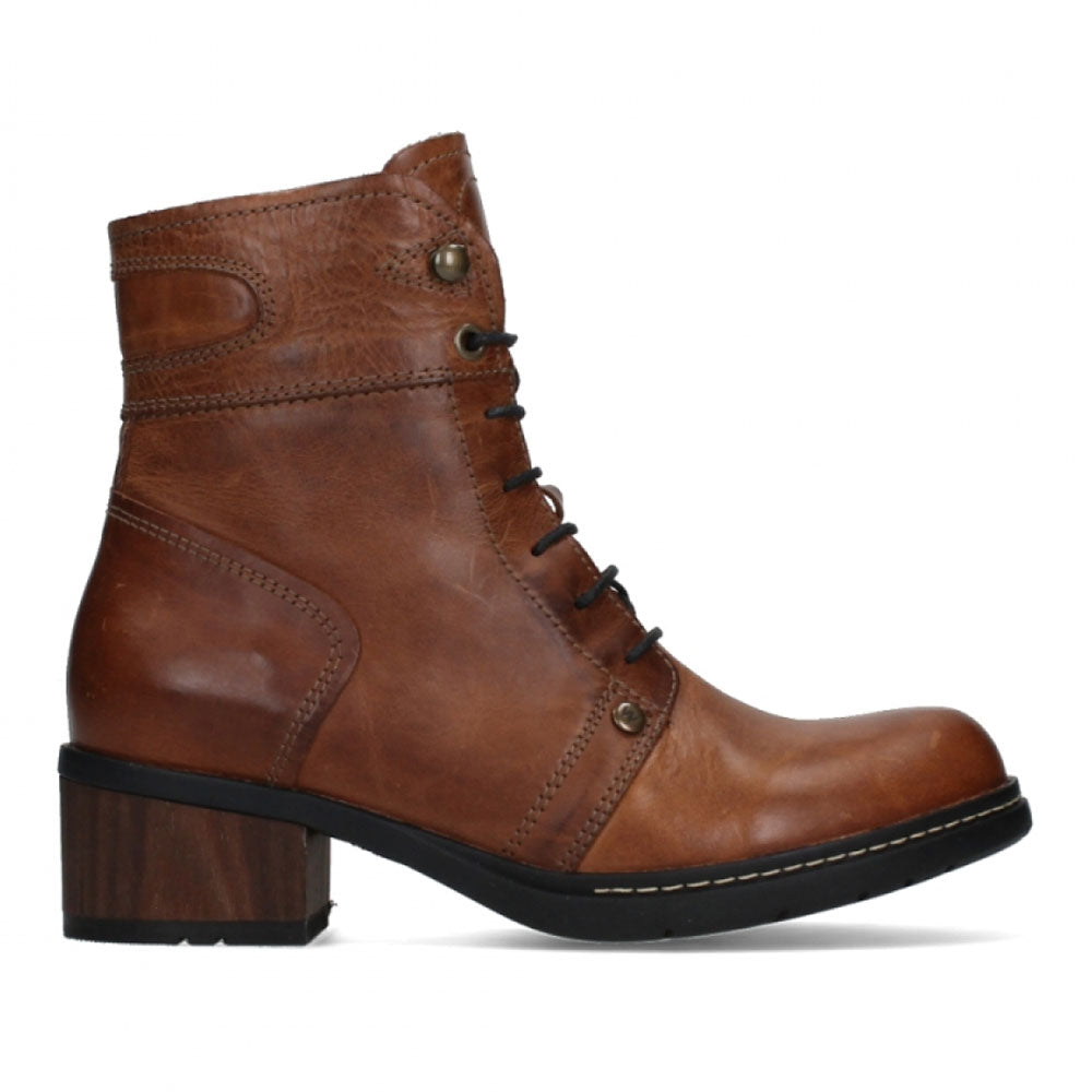 Wolky Red Deer Womens Shoes 30-430 Cognac