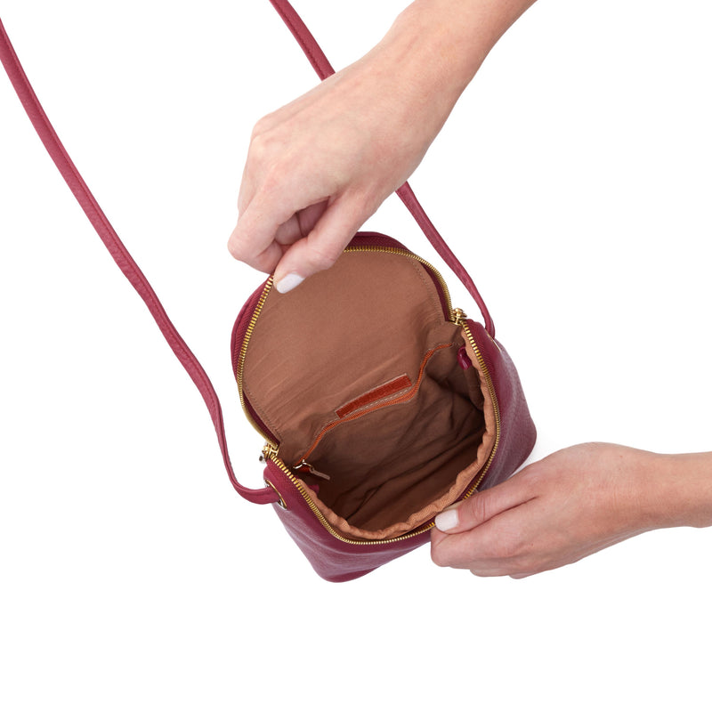 Hobo Fern Crossbody (SO-82186) Handbags 