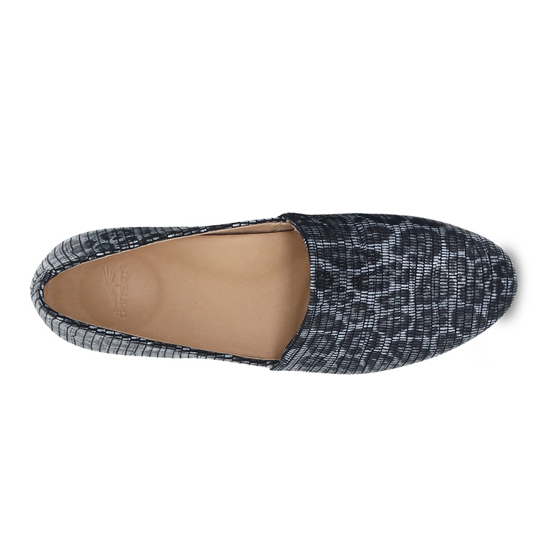 Dansko Larisa Pointed Toe Flat Womens Shoes 