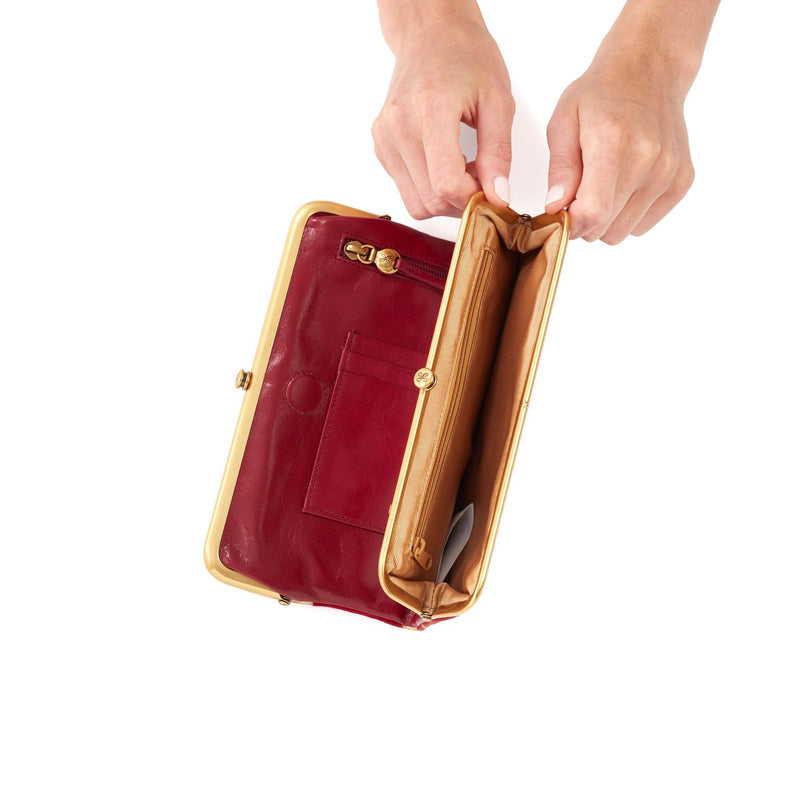 Hobo Lauren Clutch Wallet (HR-3385COWGL) Handbags 