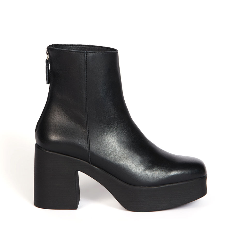 Intentionally Blank Drue 3.0 Platform Boot Womens Shoes Black