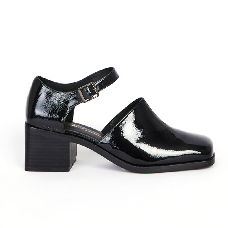 Intentionally Blank Marty Mary Jane Womens Shoes Black Patent