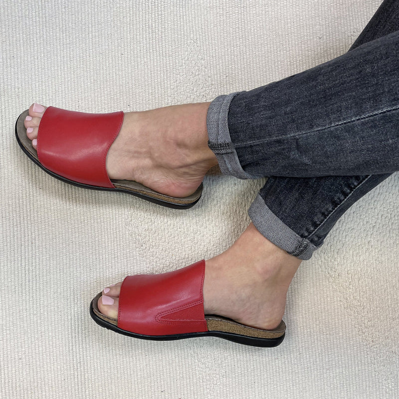 Naot Skylar Slide Sandal Womens Shoes 