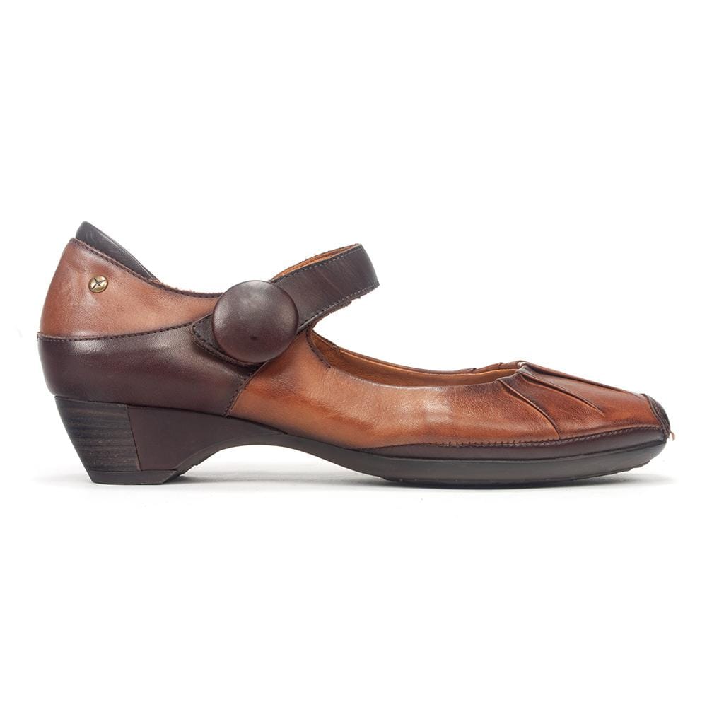 Pikolinos Pleated Mary Jane (849-5847C1) Womens Shoes Cuero