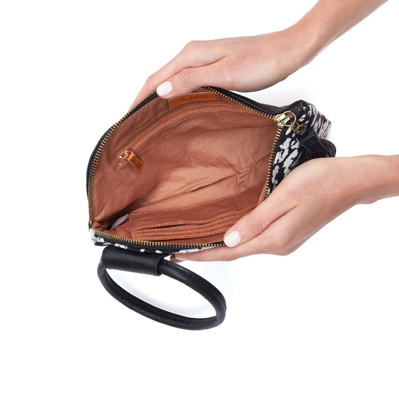 Hobo Sable Clutch Handbag Handbags 