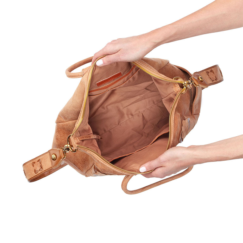 Hobo Sheila Buffed Large Satchel Handbags Tan